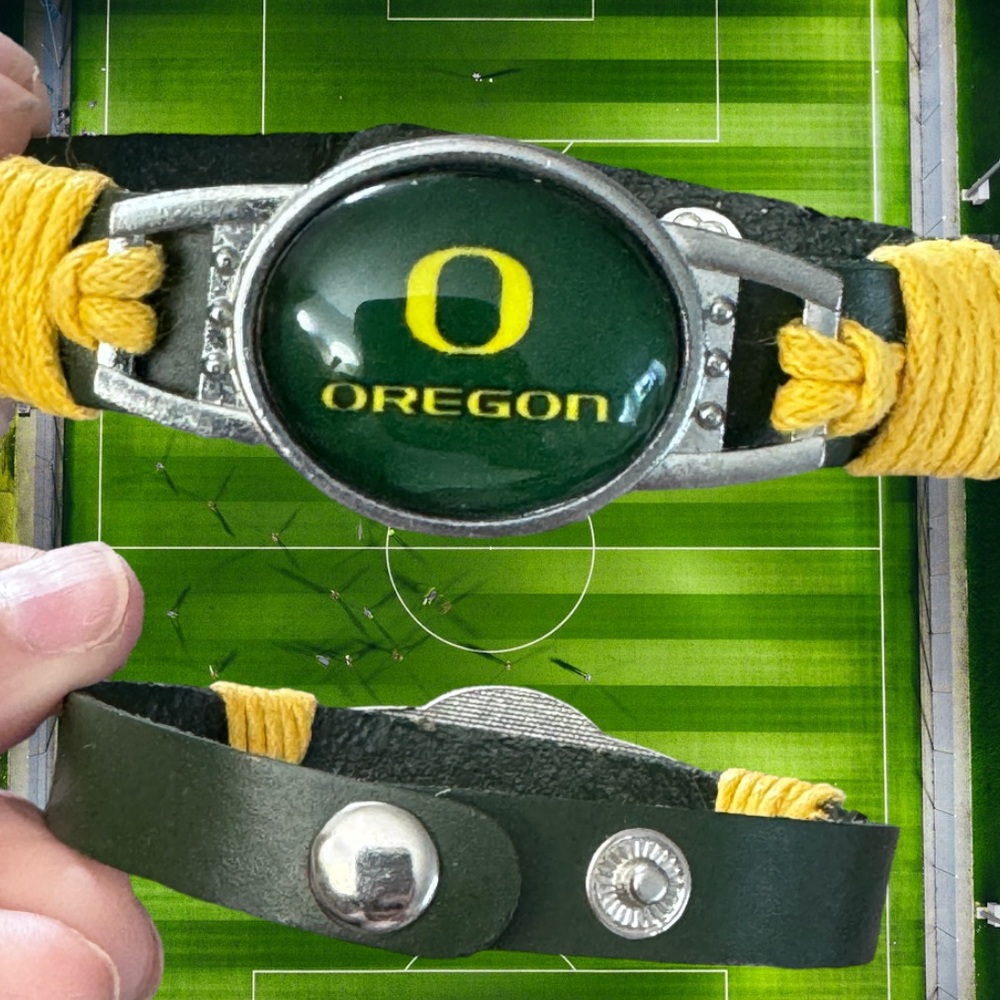 University of Oregon Ducks Football Bracelet, Handmade, U of O, Football Fan